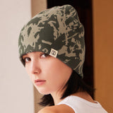 VA Spread Square Jacquard Beanie / Beige