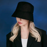 Rose gold rivet bucket hat BLACK