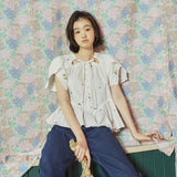 フラワー ラップ スリーブ ブラウス / [LINE] Flower Wrap Sleeve Blouse (Ivory)