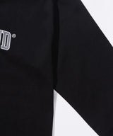 Arch Logo Long-Sleeve black