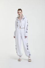 トリバルクロップドフーディ / TRIVAL CROPPED HOODY
