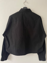 ミニマルビッグカラークロップドシャツ (Unisex)