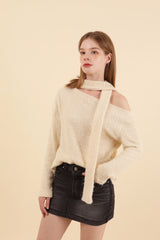 Off Shoulder Muffler Knit Set Cream