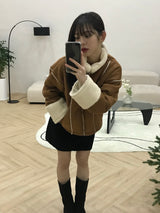 カーマインスエードマスタング