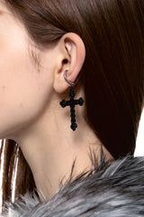 NO.474 [BLACK] KNOT CROSS EARRING