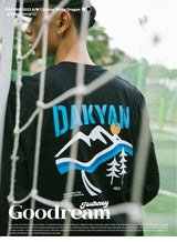 DAKYAM 2023 AW チェイシングホワイトドラゴンスキーグラフィックヘビーウェイトロングTシャツ