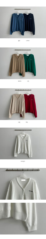 コージー刺繡Vネックニットカーディガン/Cozy's embroidered V-knit cardigan