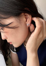 リボンタイピアス