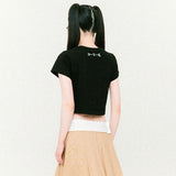 シンボルスカーフクロップド半袖Tシャツ