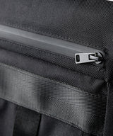 METAL TWO BUCKLE MESSENGER BAG (BLACK) (6586499661942)