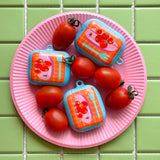 トマトAirPodsケース