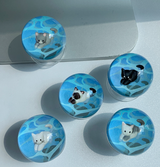 スイムサムキャットビードスマホグリップ / Swim SOME CAT BEAD TALK