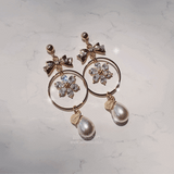 デイジーアンドリボンイヤリング / Gold Daisy and Ribbon Earring
