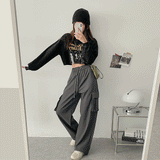 Oddy Cutting Cropped Sweatshirt