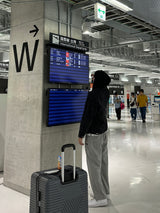 ファースト2wayズリフードジップアップ