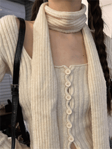 トゥイーティーマフラーニットトップス / Tweety muffler knit top
