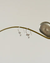 petit flower earring - silver