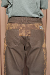 TIE-DYE BLOCK DENIM PANTS / BROWN