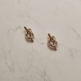 デイリーノットピアス