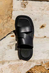 Berlin Square Slide Leather Black