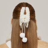 ポンポンファーヘアクリップ　ホワイト