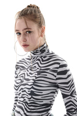 ゼブラタートルネック/ZEBRA TURTLENECK