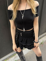 クロップドオフショルダーTシャツ / Cropped off-shoulder T-shirt