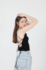 バックスリットクロップスリーブレス / Back Slit Crop Sleeveless Black