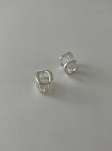 [92.5silver] ドーナッツワンタッチピアス