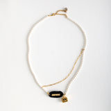 ロゴバーアンドユニークラインチェーンパールネックレス/Logo bar and unique line chain pearl necklace