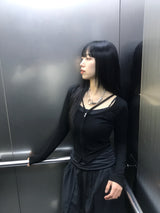ユニークV-ストラップジッパースリムTシャツ