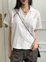 バオポケットVネックオープンカラークロップド半袖シャツ / Bao pocket V-neck open collar cropped short-sleeved shirt