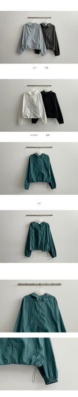 ハイニングハイネックストリングフードウィンドブレーカー / Hining High Neck String Hood Windbreaker