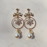 デイジーアンドリボンイヤリング / Gold Daisy and Ribbon Earring