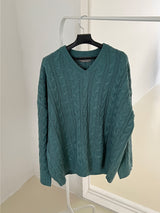 Stick cable V knit
