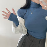 サムホールスリーブタートルネックTシャツ / Thumbhole Sleeve Turtleneck T-Shirt