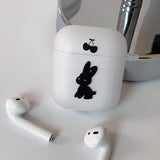 ブラックラビットAirPodsケース / Black Rabbit AirPod Case