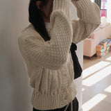 [Wool 15] Illa Twisted Ribbon Strap Long Sleeve Knit Cardigan