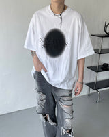 スプレープリントエンブロイダリーショートスリーブTシャツ