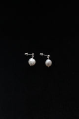 Pin Pearl Earrings