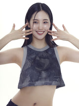 グラフィックメッシュノースリーブクロップトップ