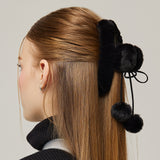 ポンポンファーヘアクリップ　ブラック