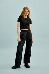 スモールチェリークロップ丈のTシャツ／SMALL CHERRY CROP T-SHIRT [BLACK]
