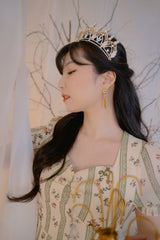 アフロディーテシリーズ - ザタッセルピアス / Aphrodite Series - The Tassel Piercing