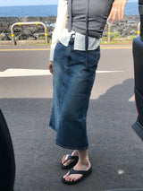 Popo back slit skirt 