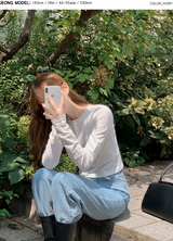 ベーシッククロップロングスリーブTシャツ
