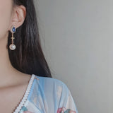 ブルークリスタルアンドザムーンイヤリング / Blue Crystal and the Moon Earring