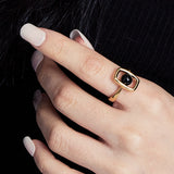Rectangle UFO Onyx Ring (Gold)