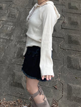ワッフルカットアウトダイアゴナルニットフード / Waffle cut diagonal knit hood