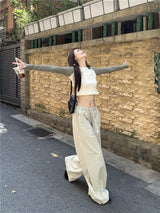ナグランクロップドロングスリーブTシャツ/ Nagrang cropped long sleeve tee